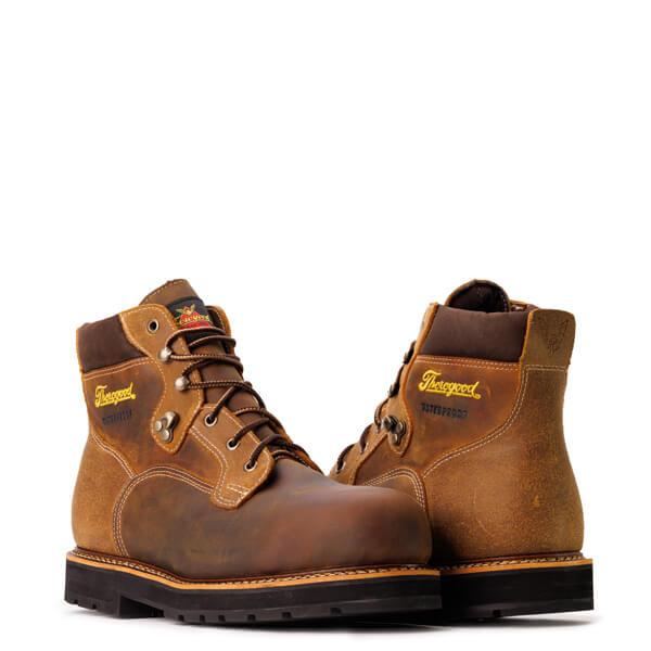 Front and back view of iron river series waterproof 6" safety toe